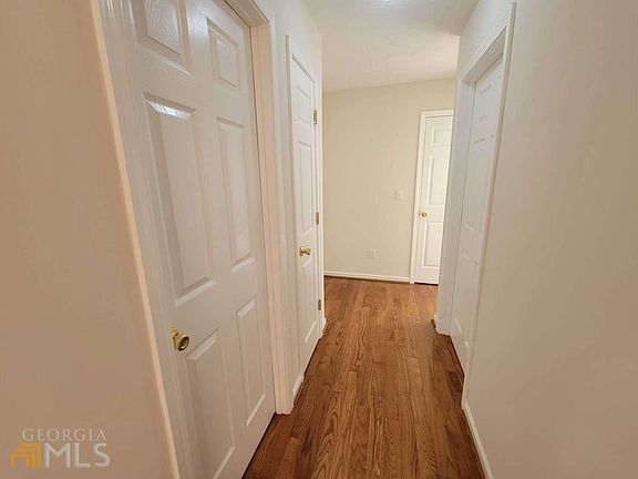 3rd image of 2960 Albright Cmns NW