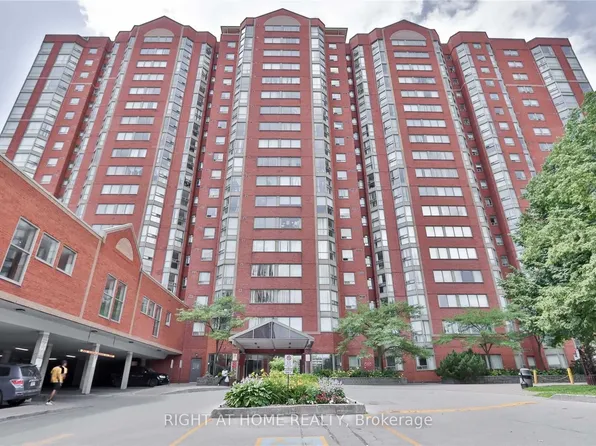 2460 Eglinton Ave E, Toronto, ON