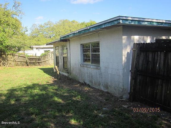 4th image of 1155 Titus Ave