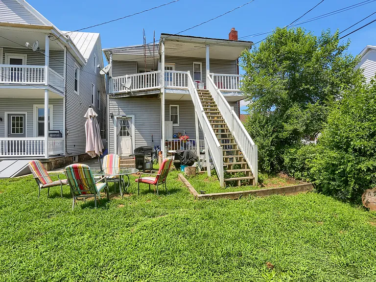 151 Walnut St #1-STREET_ — Photo 12