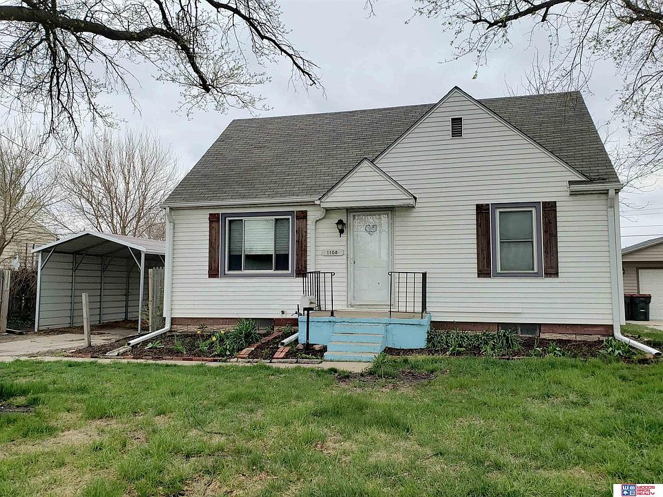 1108 W Court St Beatrice NE 68310 Zillow