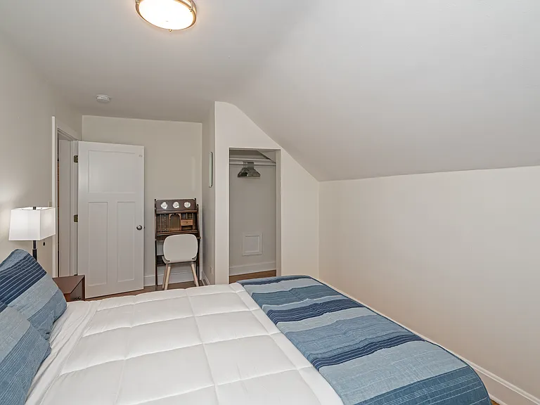 526 N 16th Ave E — Photo 14