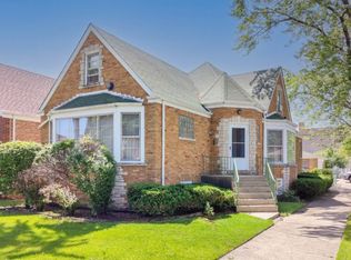 6057 W Barry Ave, Chicago, IL
