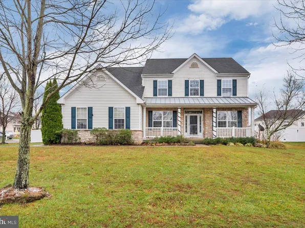14 Cambridge Ln, Berlin, NJ 08009