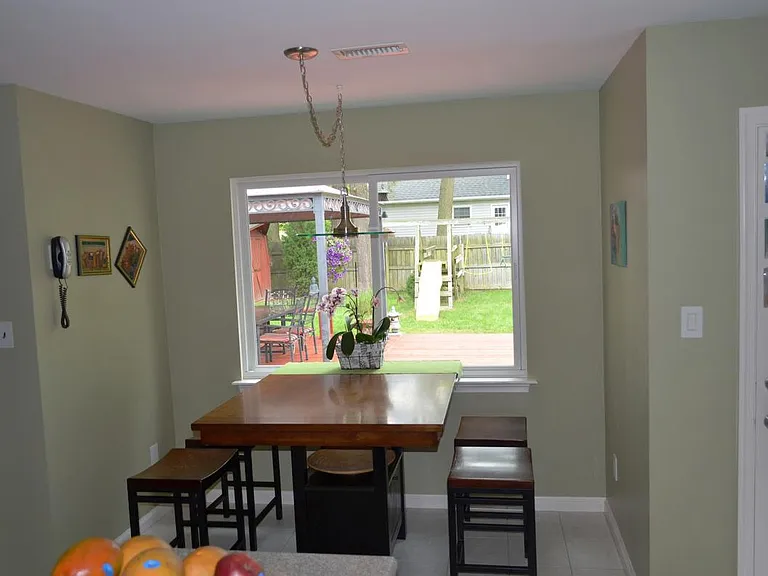 1069 Country Mill Rd — Photo 6