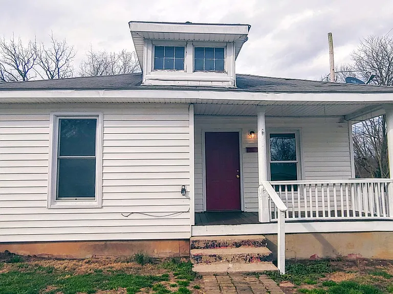 331 Lilleston Ave — Photo 1