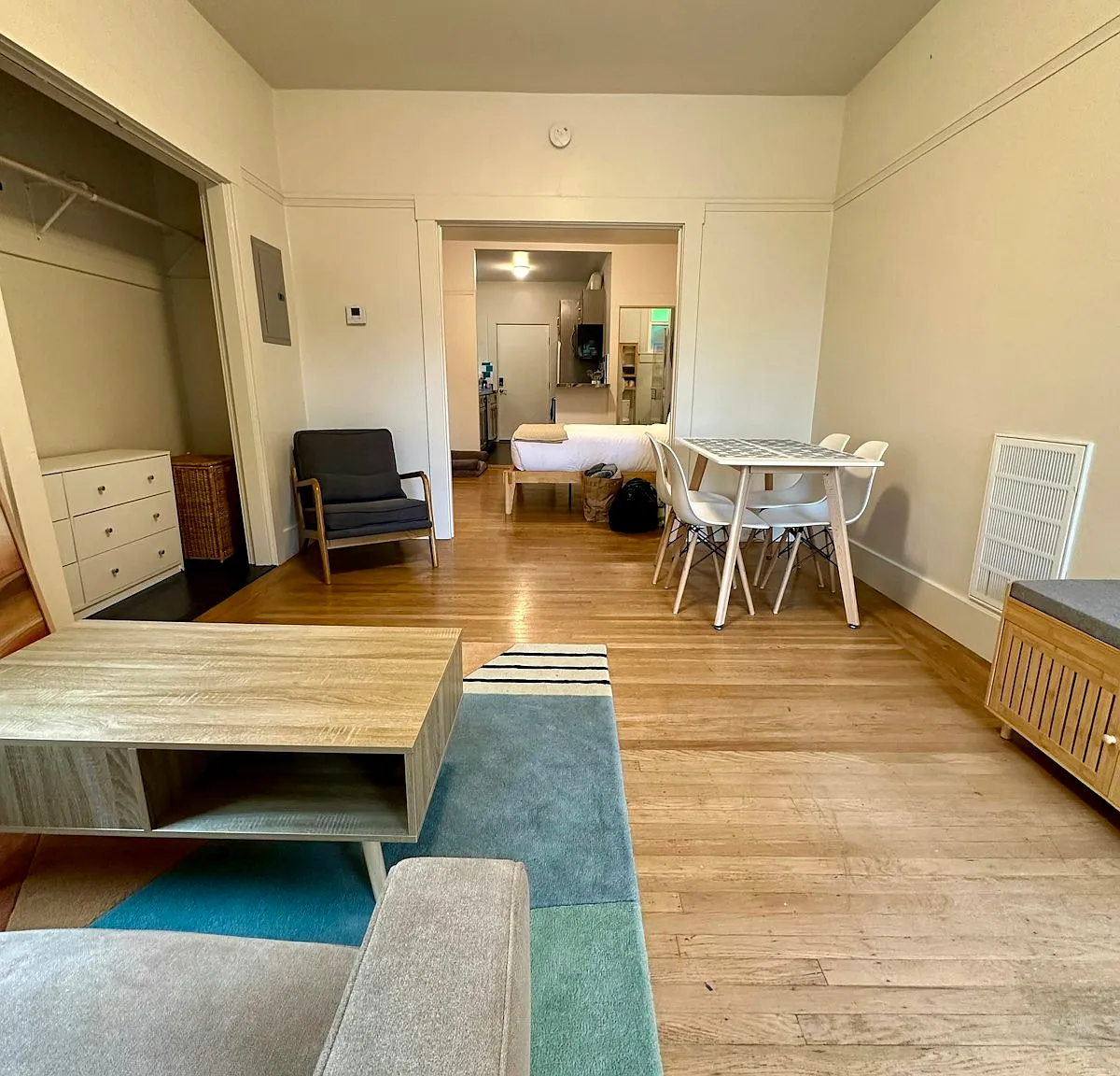 444 40th Street, Unit A — Photo 2