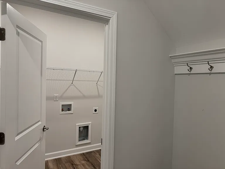846 Barbour Farm Ln — Photo 26
