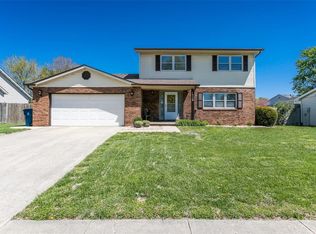 1926 Applegate Ln, Edwardsville, IL 62025