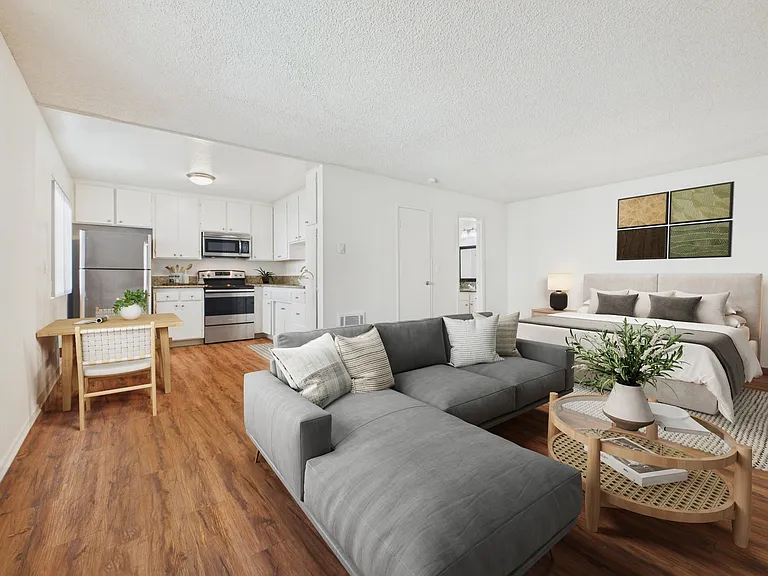 Gilmore Apartments - Van Nuys — Photo 16
