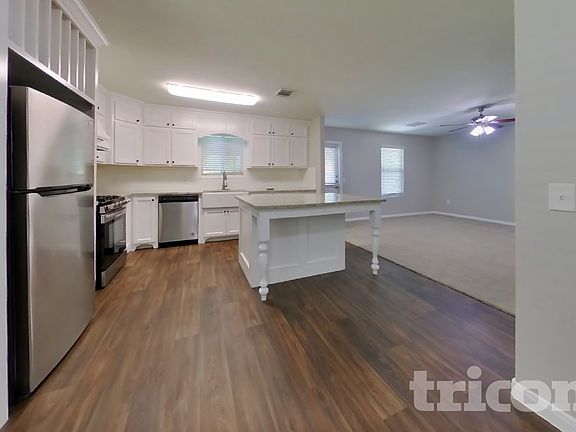 5th image of 10115 Dawson Hill Ln