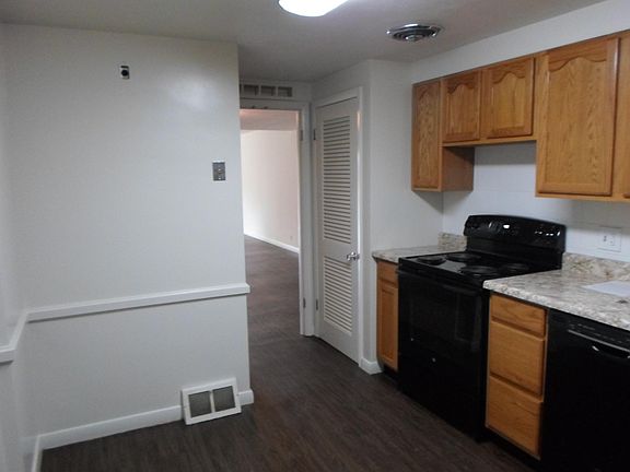3rd image of 8701 Delmar Blvd #2B