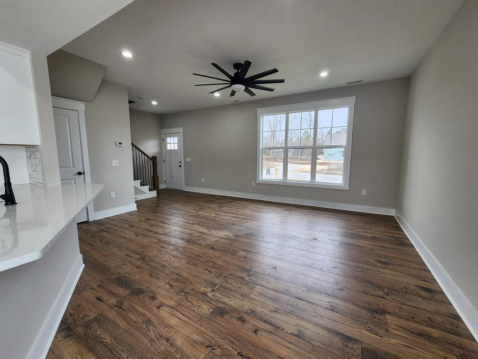 1625 Daly Drive - 1 — Photo 3