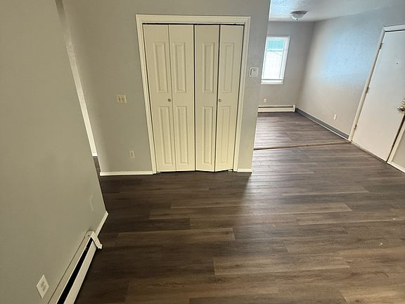 4th image of 5821 Rocky Mountain Ct #D