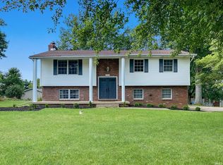 2332 Parkside Dr, Wadesville, IN 47638