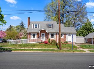 3 Wolcott Rd, Dumont, NJ 07628