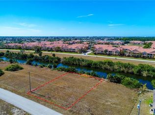 2522 NE 19th Pl, Cape Coral, FL 33909