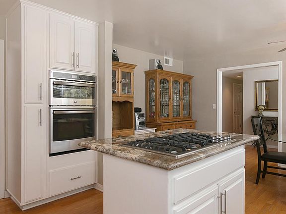 1947 Havenwood Dr-MLS_Size-005-17-Kitche