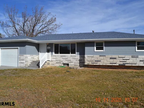 2620 Pacific Blvd, Gering, NE 69341