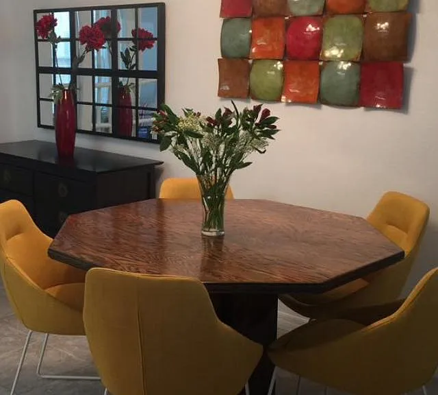 Kitchen table