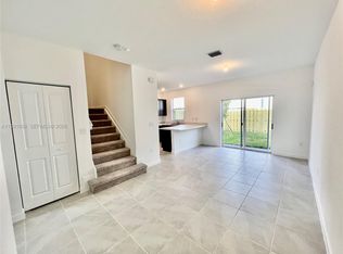 1864 SE 27th Rd #1864, Homestead, FL 33035