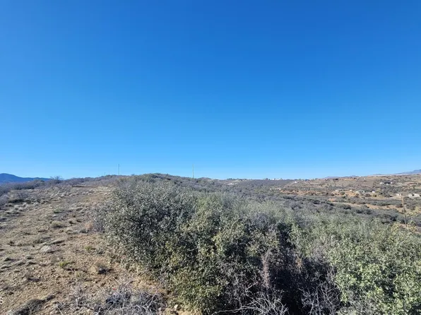 081C E Orange Rock Rd, Dewey, AZ 86327