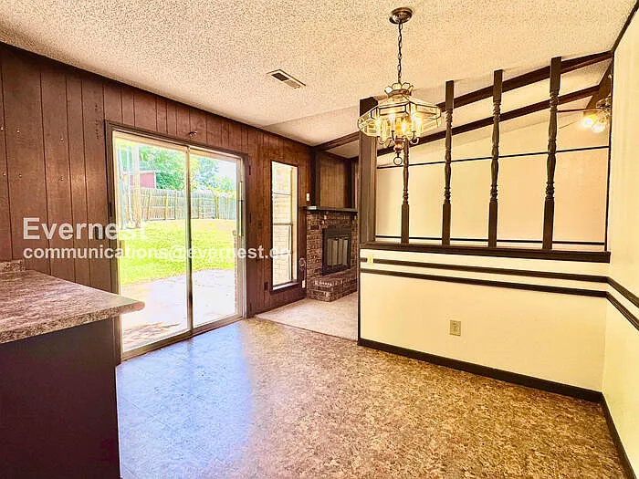 4325 S Ash Ave — Photo 6