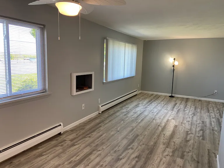 2-11 Winston Dr — Photo 13