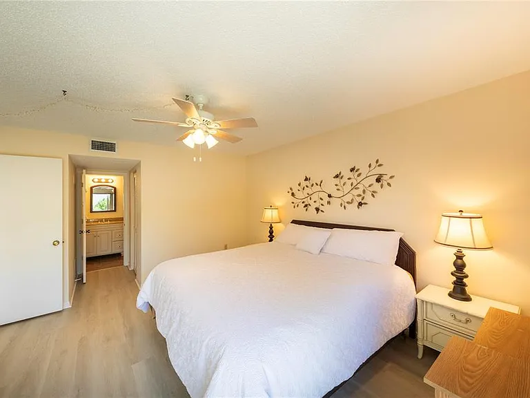 696 Bird Bay Dr W #138 — Photo 12