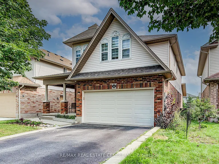 16 Paulstown Cres — Photo 1