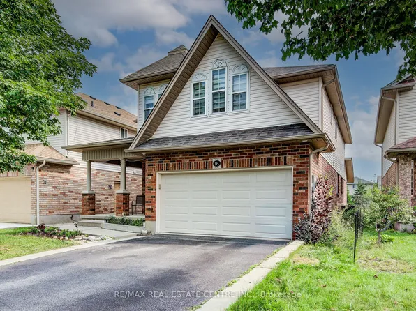 16 Paulstown Cres, Guelph, ON N1G 5H7