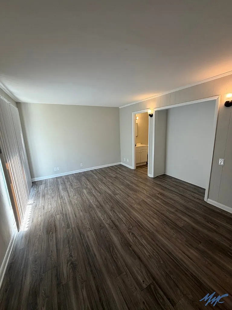 Studio, 1.0 bath, 500 sqft, $850 — Photo 3