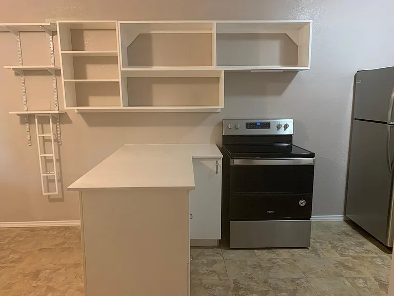 Kitchen / Living Room Combo