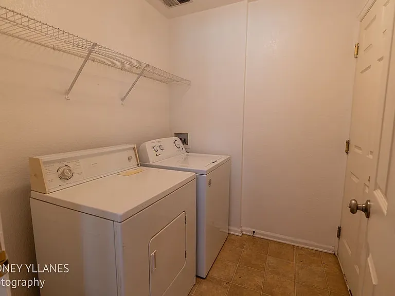 5374 S Quatar Cir — Photo 7