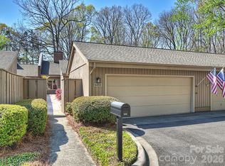 5315 Wingedfoot Rd, Charlotte, NC 28226