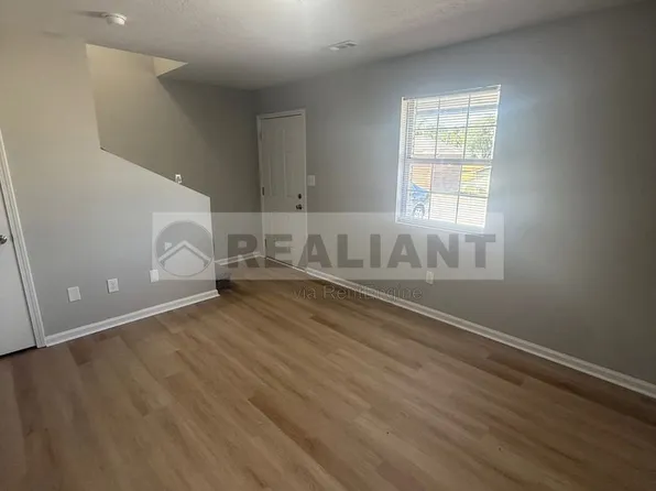31 Hurley St #10, Berea, KY 40403