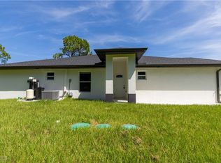 4800 Nelson Dr, Lehigh Acres, FL 33973