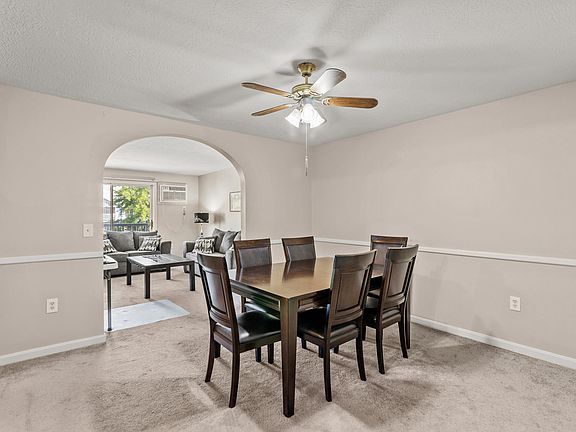3rd image of 5 Timberwood Dr Unit 304