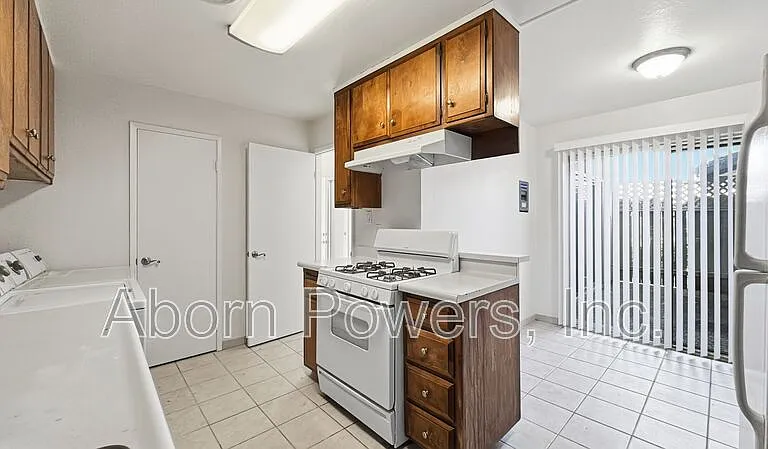 5441 Olympic Way — Photo 8
