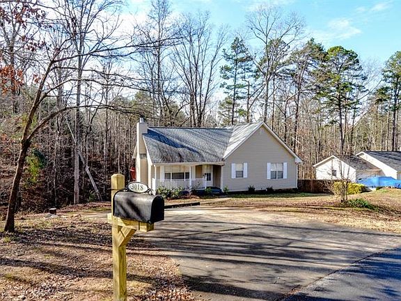 3rd image of 3018 Waterford Dr