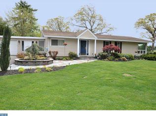 1014 Thomas Ave, Cinnaminson, NJ 08077