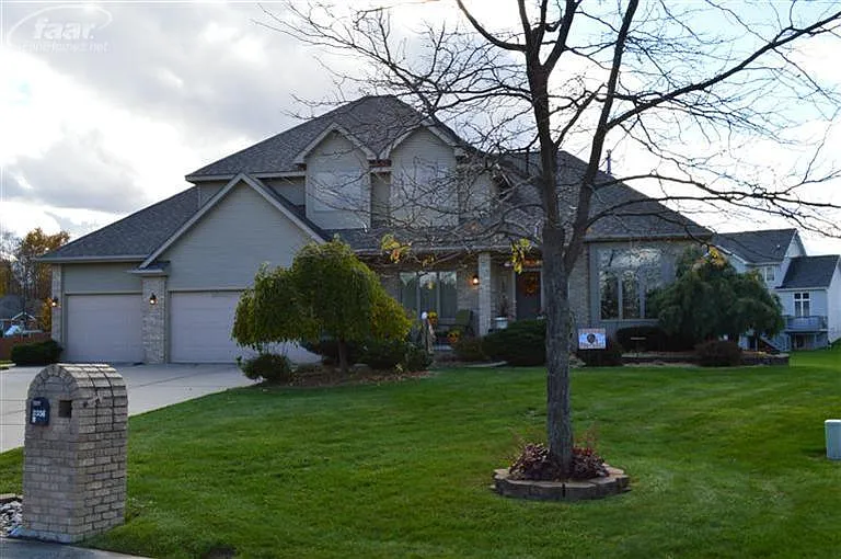 2356 Stonebrook Ct photo 1