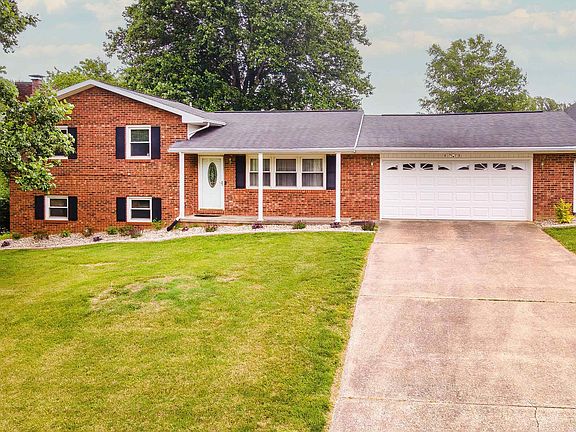 2nd image of 4253 Hilldale Dr