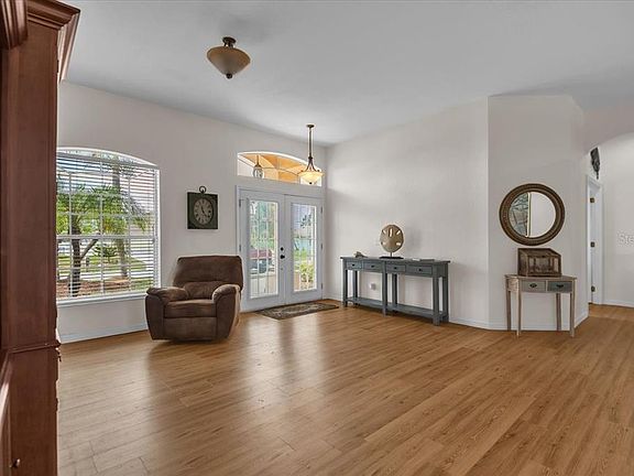 5th image of 7522 Perennial Rd