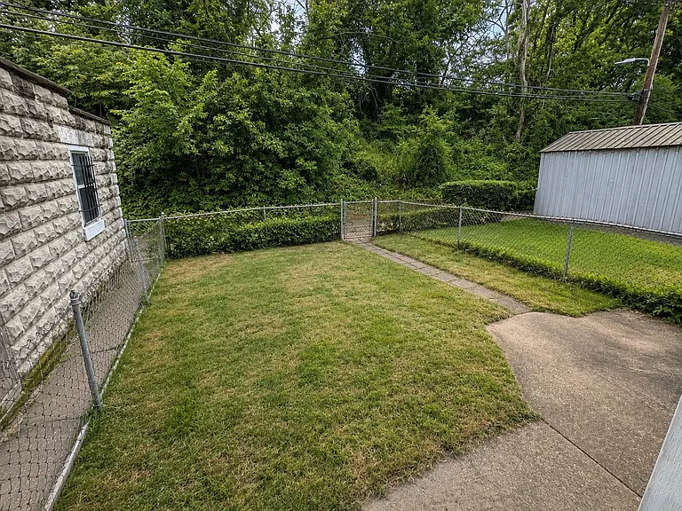 3125 Cliftmont Ave — Photo 30