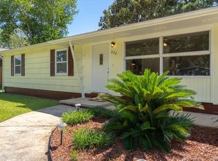 222 Moriarty St NW, Fort Walton Beach, FL 32548