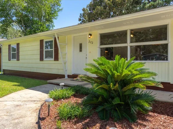 222 Moriarty St NW, Fort Walton Beach, FL 32548