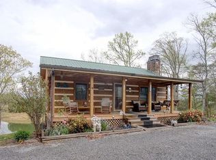 922 Leisure Ln, Sevierville, TN 37876
