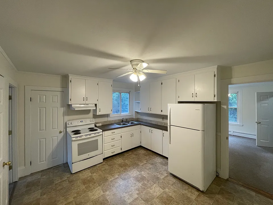 20 Florence St #2F