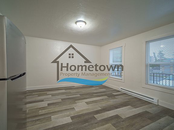 2nd image of 403 E Wallace Ave #5